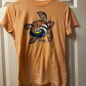Peach Graphic Tee with Turtle Design